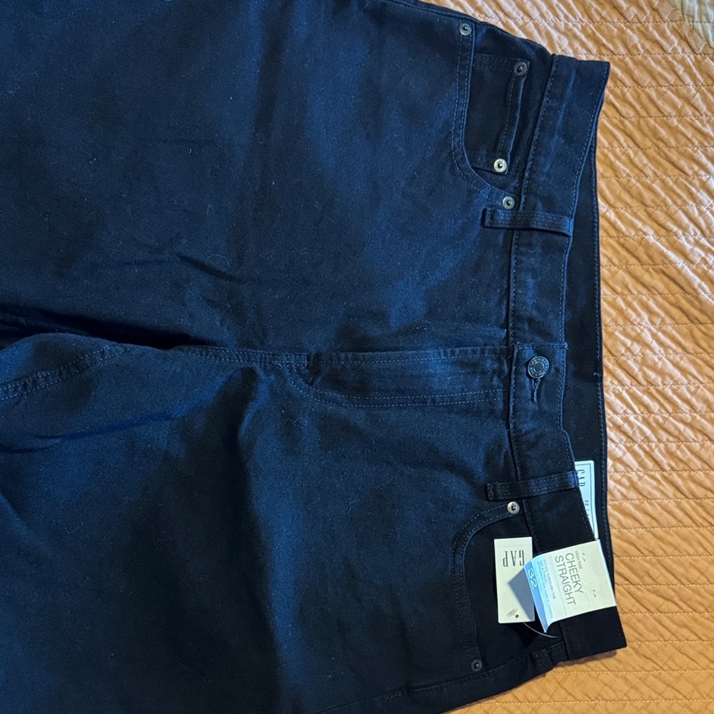 GAP Women’s Black Cheeky Straight High Rise Jeans - Picture 4 of 7